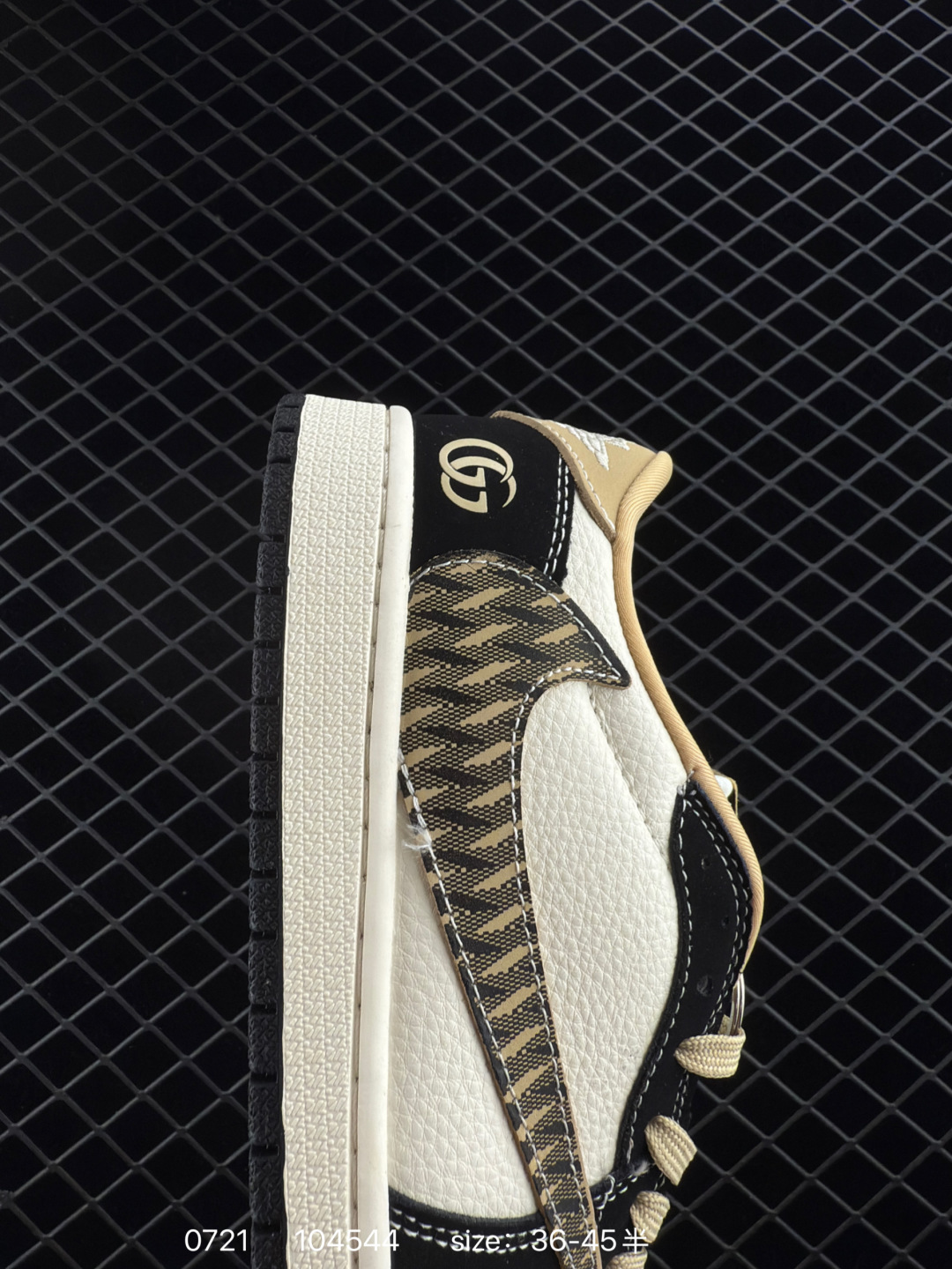 Nike Air Jordan 1 x Travis Scott